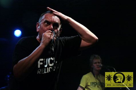 Mark Foggo (NL) - The Skasters - AJZ Talschock, Chemnitz 07. Februar 2009 (12).jpg